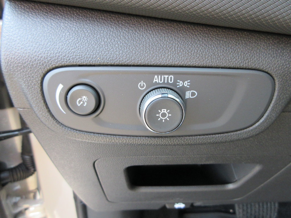 New 2026 Chevrolet TrailBlazer ACTIV w/ Driver Confidence Package FWD image 23