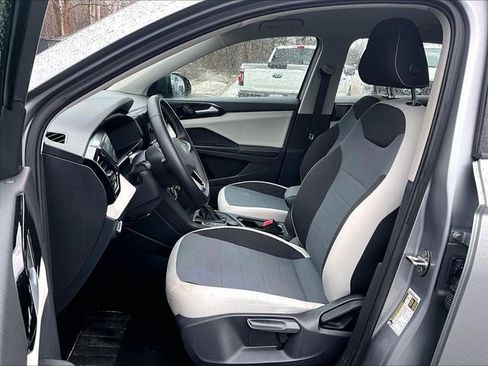 Used 2025 Volkswagen Taos S image 20