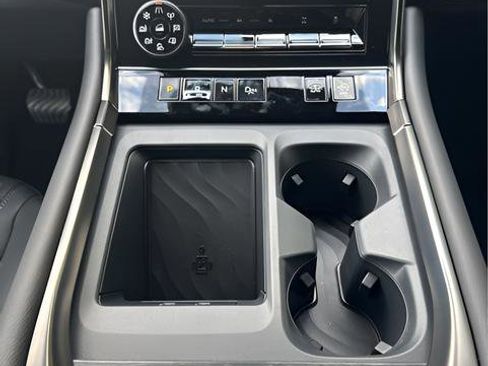 New 2026 Nissan Armada PRO-4X w/ Captain's Chari Seat Package AWD/4WD image 11