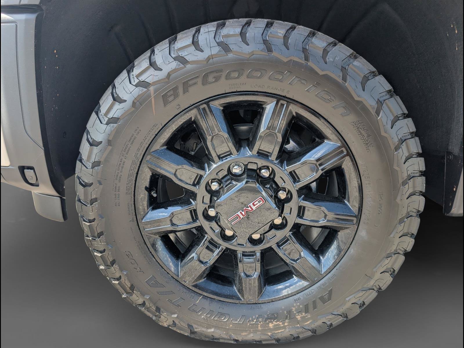 New 2026 GMC Sierra 2500 AT4 w/ AT4 Premium Plus Package AWD/4WD image 21