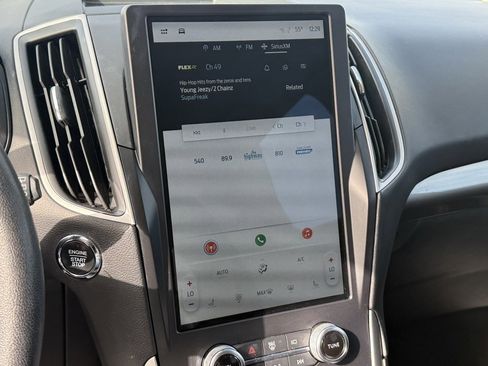 Used 2024 Ford Edge SEL w/ Convenience Package image 23