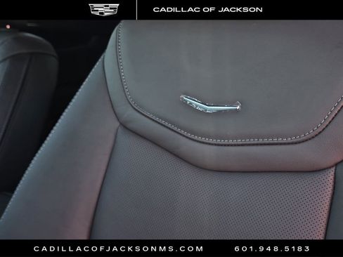 New 2026 Cadillac XT5 Premium Luxury image 16