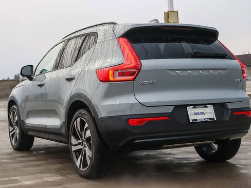 New 2025 Volvo XC40 B5 Plus w/ Protection Package Premier image 7