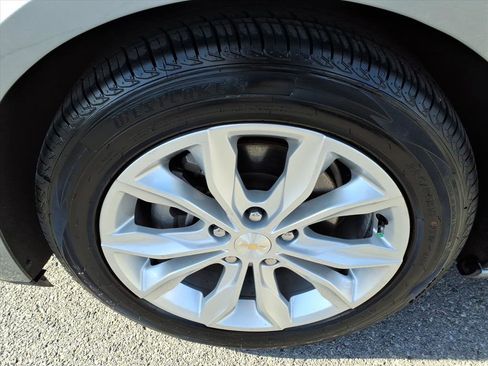 Used 2024 Chevrolet Malibu LT image 10