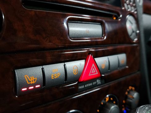 Used 2005 Mercedes-Benz SLK 55 AMG image 29