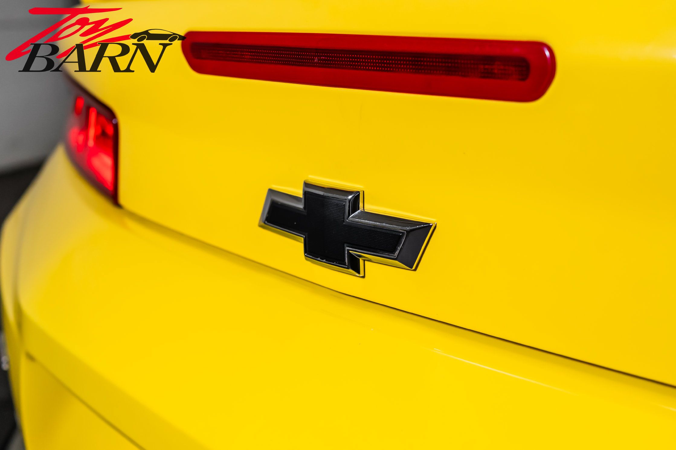 Used 2016 Chevrolet Camaro SS RWD image 12