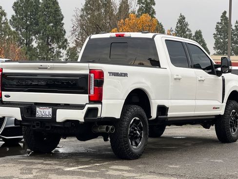 Used 2026 Ford F250 Platinum w/ Tremor Off-Road Package image 4