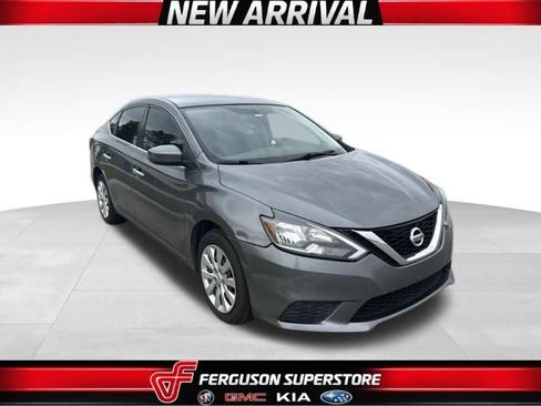 Used 2017 Nissan Sentra S FWD image 1