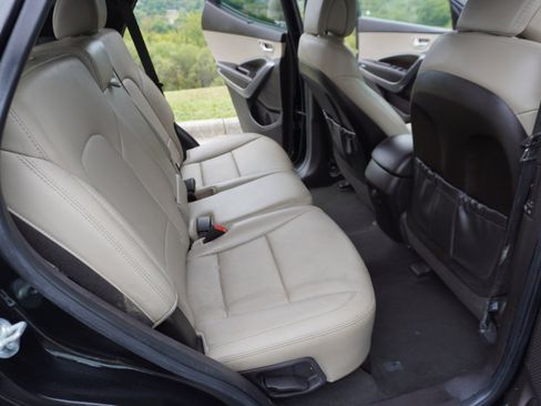 Used 2017 Hyundai Santa Fe Sport image 21