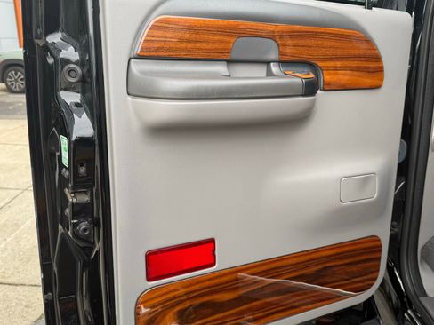 Used 1999 Ford F350 4x4 Crew Cab DRW Super Duty image 53