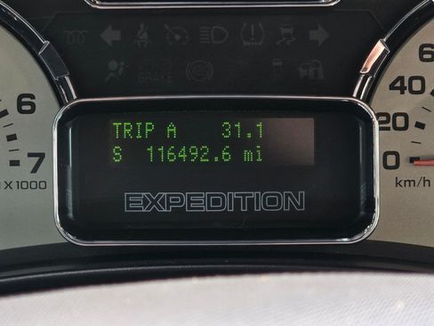 Used 2014 Ford Expedition Limited w/ Equipment Group 301A AWD/4WD image 41