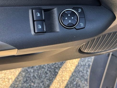 Certified 2021 Ford Mustang Shelby GT500 w/ Technology Package image 16