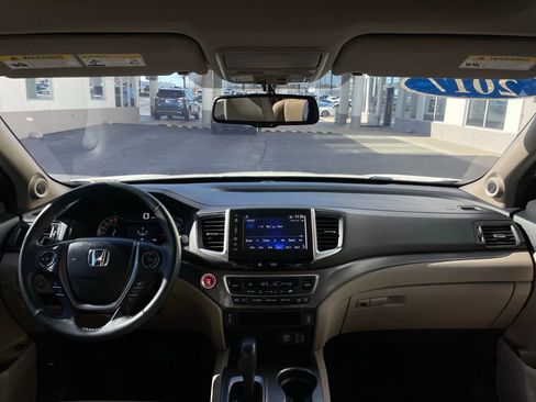 Used 2017 Honda Pilot EX-L image 10