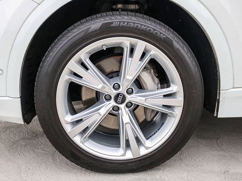 Used 2023 Audi Q8 Premium w/ Convenience Package image 14