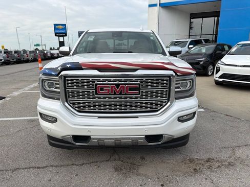 Used 2017 GMC Sierra 1500 Denali AWD/4WD image 8