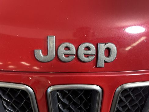 Used 2016 Jeep Compass Sport FWD image 9