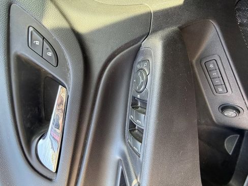 Used 2018 Chevrolet Equinox Premier AWD/4WD image 15