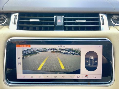 Used 2020 Land Rover Range Rover Sport HSE image 28