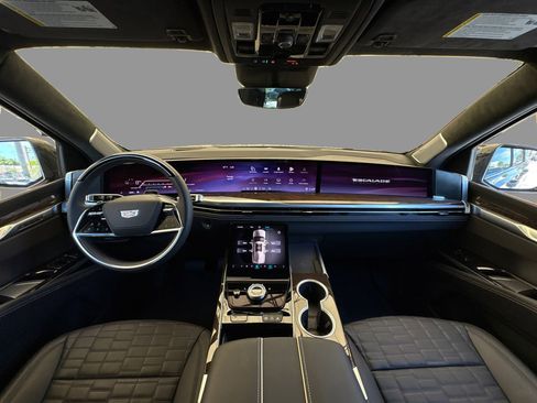 New 2026 Cadillac Escalade ESV Platinum Sport w/ LPO, ONYX Package image 23