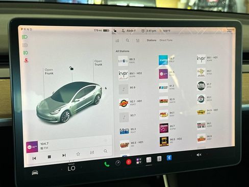 Used 2018 Tesla Model 3 Long Range RWD image 16