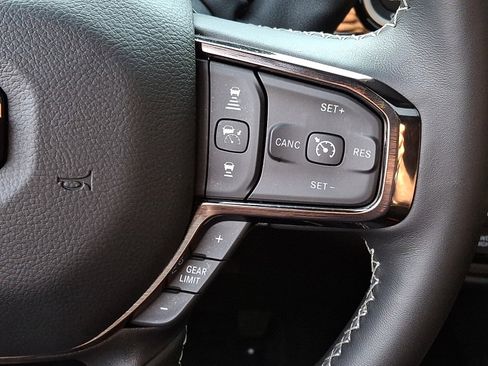 Used 2026 RAM 2500 Limited AWD/4WD image 23