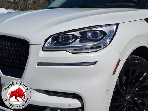 Used 2023 Lincoln Aviator Reserve w/ Equipment Group 201A image 9
