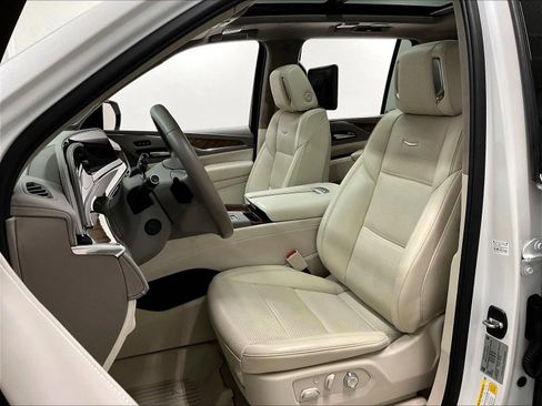 Used 2024 Cadillac Escalade Sport Platinum w/ LPO, ONYX Package AWD/4WD image 14