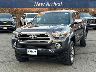 Used 2023 Buick Enclave Essence w/ Experience Buick Package