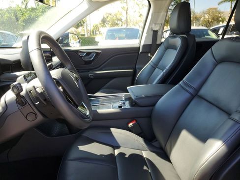 New 2026 Lincoln Aviator 2WD image 21