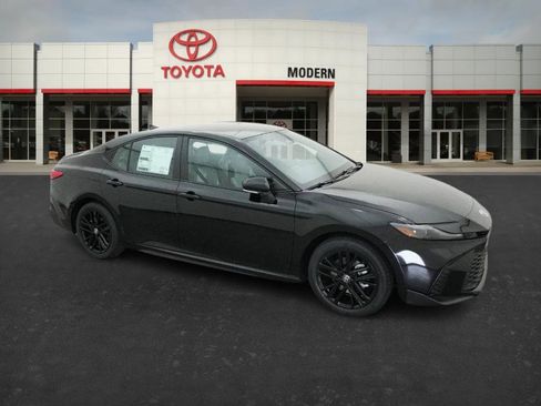 New 2026 Toyota Camry SE image 28