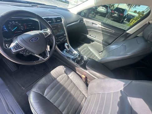 Used 2016 Ford Fusion SE w/ Equipment Group 202A image 14