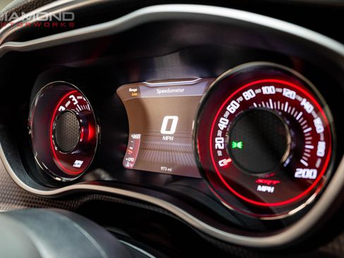 Used 2015 Dodge Challenger SRT Hellcat RWD image 97