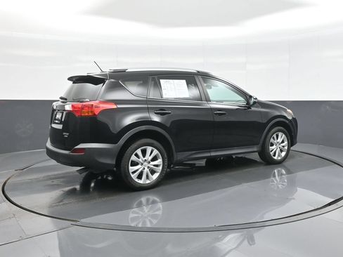 Used 2015 Toyota RAV4 Limited w/ Technology Package AWD/4WD image 7
