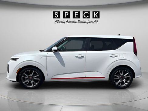 Used 2020 Kia Soul GT-Line Turbo FWD image 2