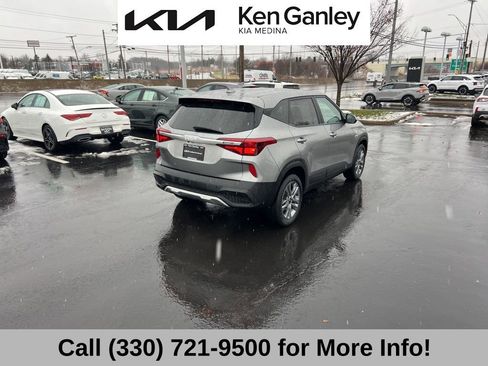 Certified 2023 Kia Seltos LX image 11