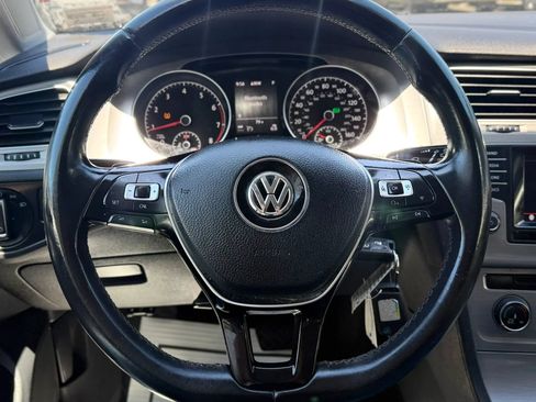 Used 2015 Volkswagen Golf S FWD image 12