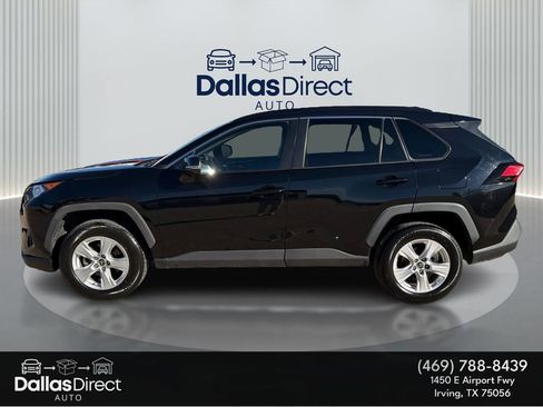 Used 2021 Toyota RAV4 XLE image 9