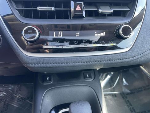 Used 2021 Toyota Corolla XLE image 36