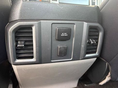 Used 2016 Ford F150 XLT w/ Equipment Group 302A Luxury AWD/4WD image 29