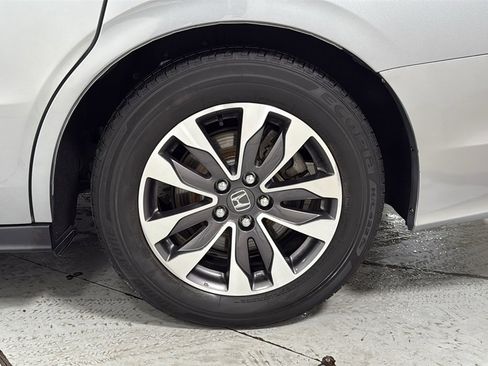 Used 2022 Honda Odyssey EX-L image 24