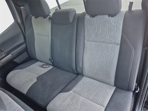 Used 2022 Toyota Tacoma TRD Sport image 19