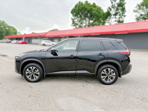 Used 2023 Nissan Rogue SV AWD/4WD image 9