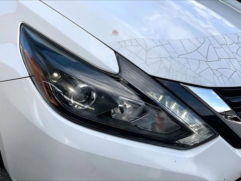 Used 2017 Nissan Altima 2.5 SR w/ Midnight Edition Package image 27