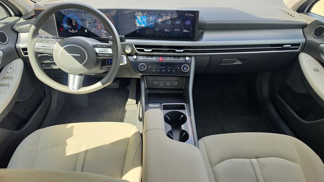 Used 2025 Hyundai Sonata SEL FWD image 7