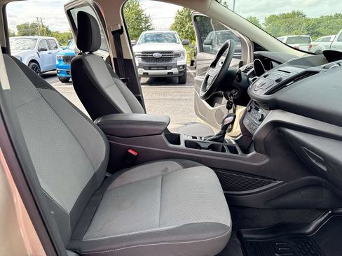 Used 2018 Ford Escape SE FWD image 21