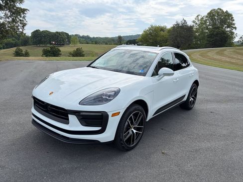 New 2026 Porsche Macan Turbo AWD/4WD image 1