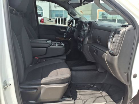 Used 2022 Chevrolet Silverado 1500 LT w/ LPO, Liner Protection Package RWD image 19