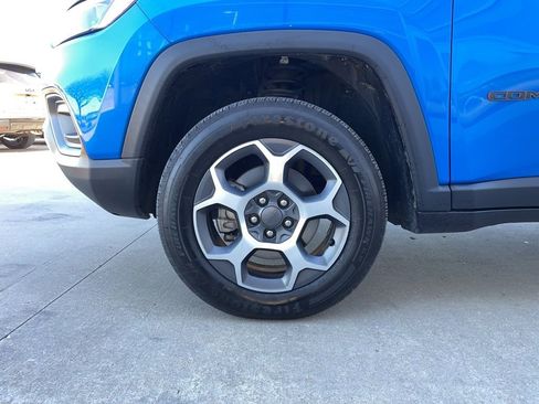 Used 2022 Jeep Compass Trailhawk w/ Trailhawk Elite Group image 17