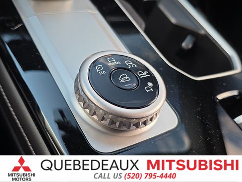 New 2026 Mitsubishi Outlander ES FWD image 22