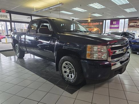 Used 2011 Chevrolet Silverado 1500 LS image 3